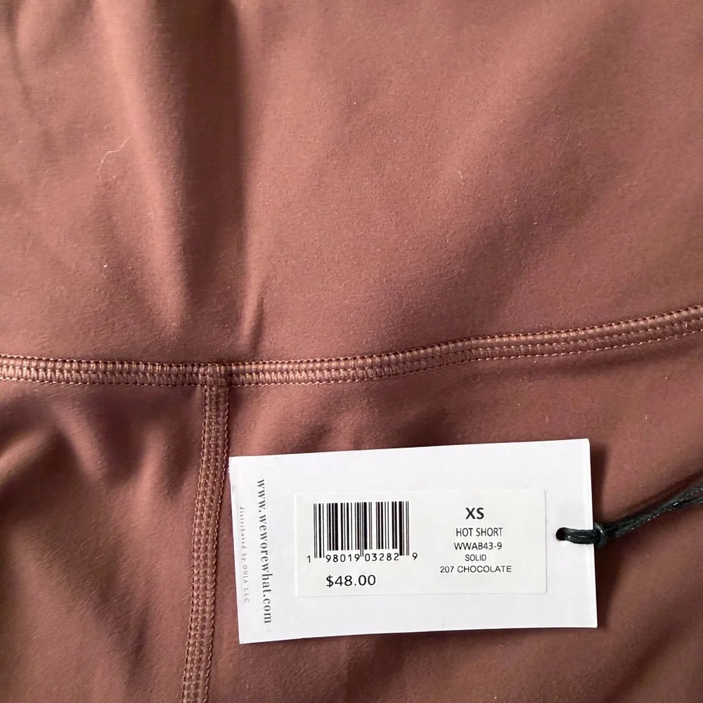 NWT WeWoreWhat Hot Short Brown Short Bike Shorts 3” Inseam Women’s Size XS